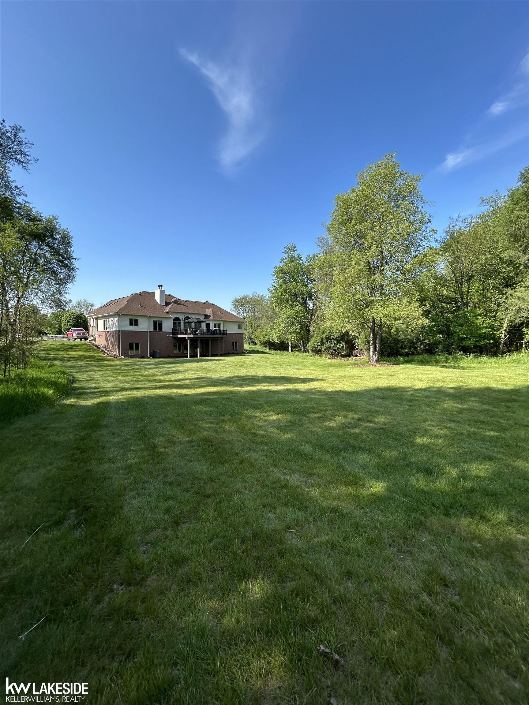 901 Jack Pine Drive Rochester, MI 48306 - Photo 28 of 92