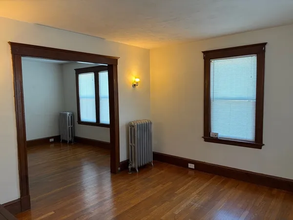 $2,100 | 16 Eddy Street, Unit 1, Waltham, MA 02453