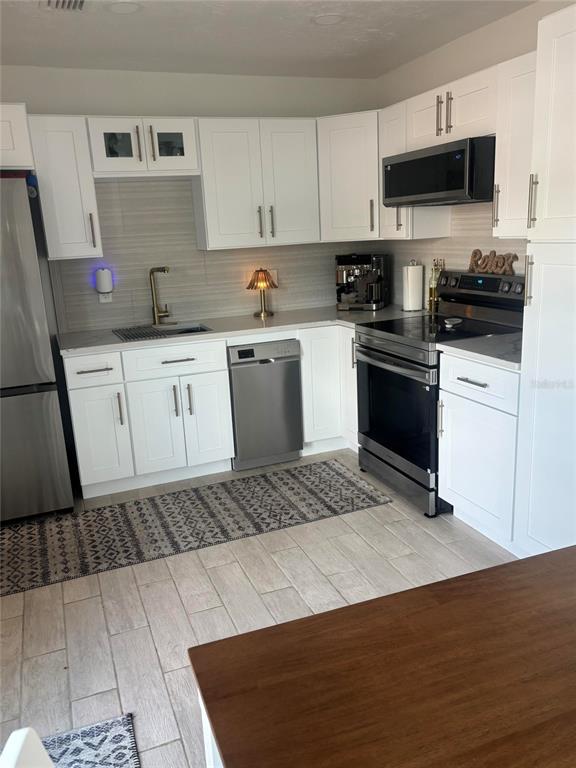 470 South McCall Road, Unit 8 Englewood, FL 34223 - Photo 3 of 17