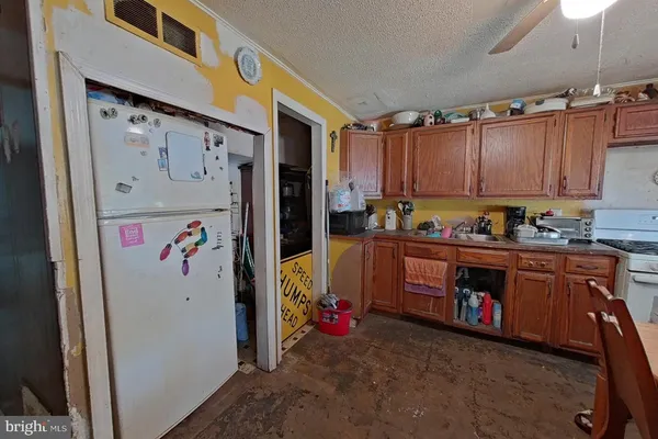 $200,000 | 401 Burbank Court, Baltimore, MD 21227