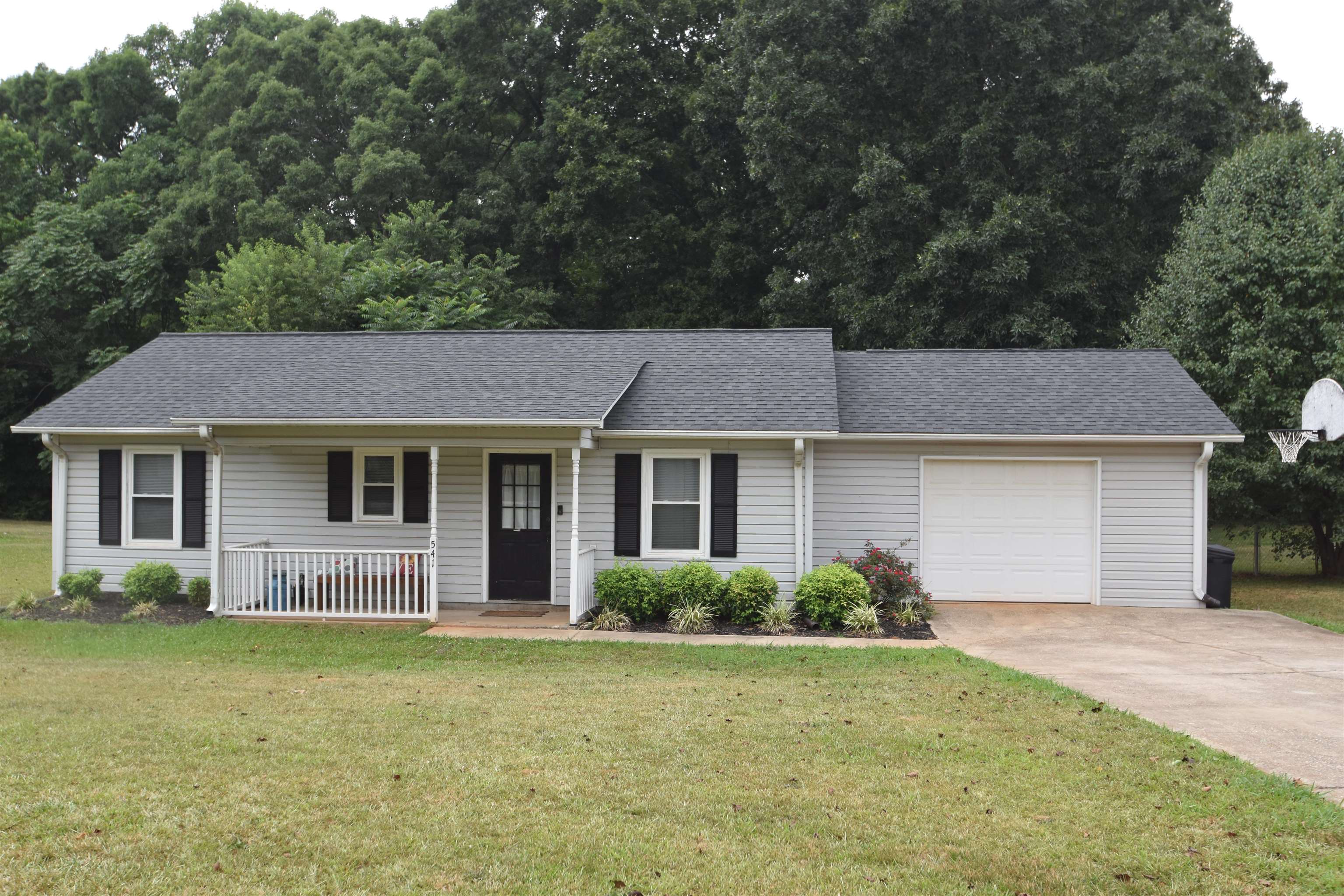 541 Seay Road Boiling Springs, SC 29316 - Photo 1 of 12 Gallery Image 1