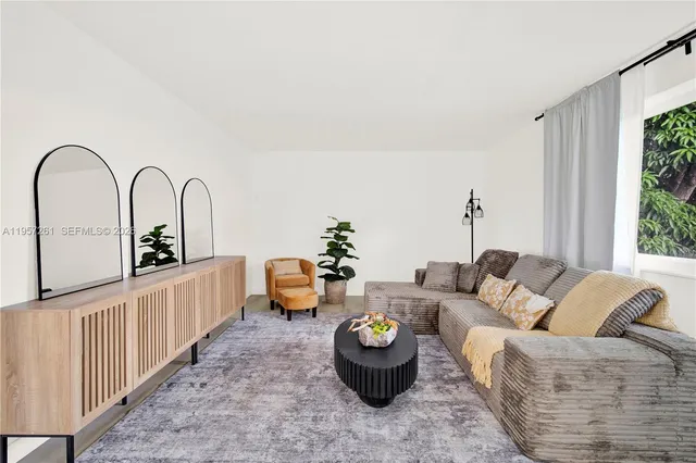 $3,600 | 51 Northeast 56th Court, Oakland Park, FL 33334