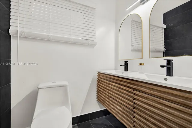 $3,600 | 51 Northeast 56th Court, Oakland Park, FL 33334