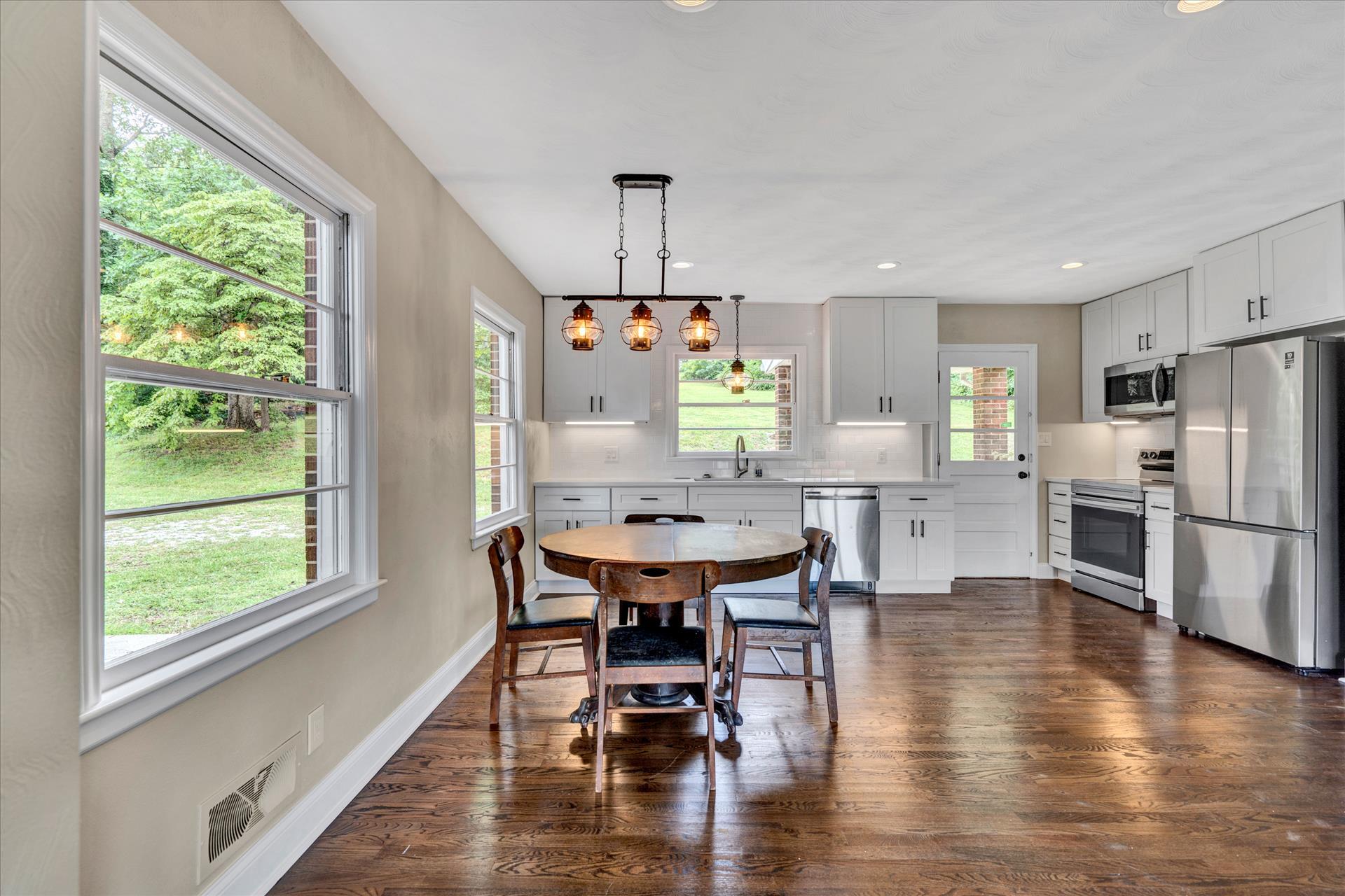 1021 Hardy Road Vinton, VA 24179 - Photo 12 of 35 Kitchen