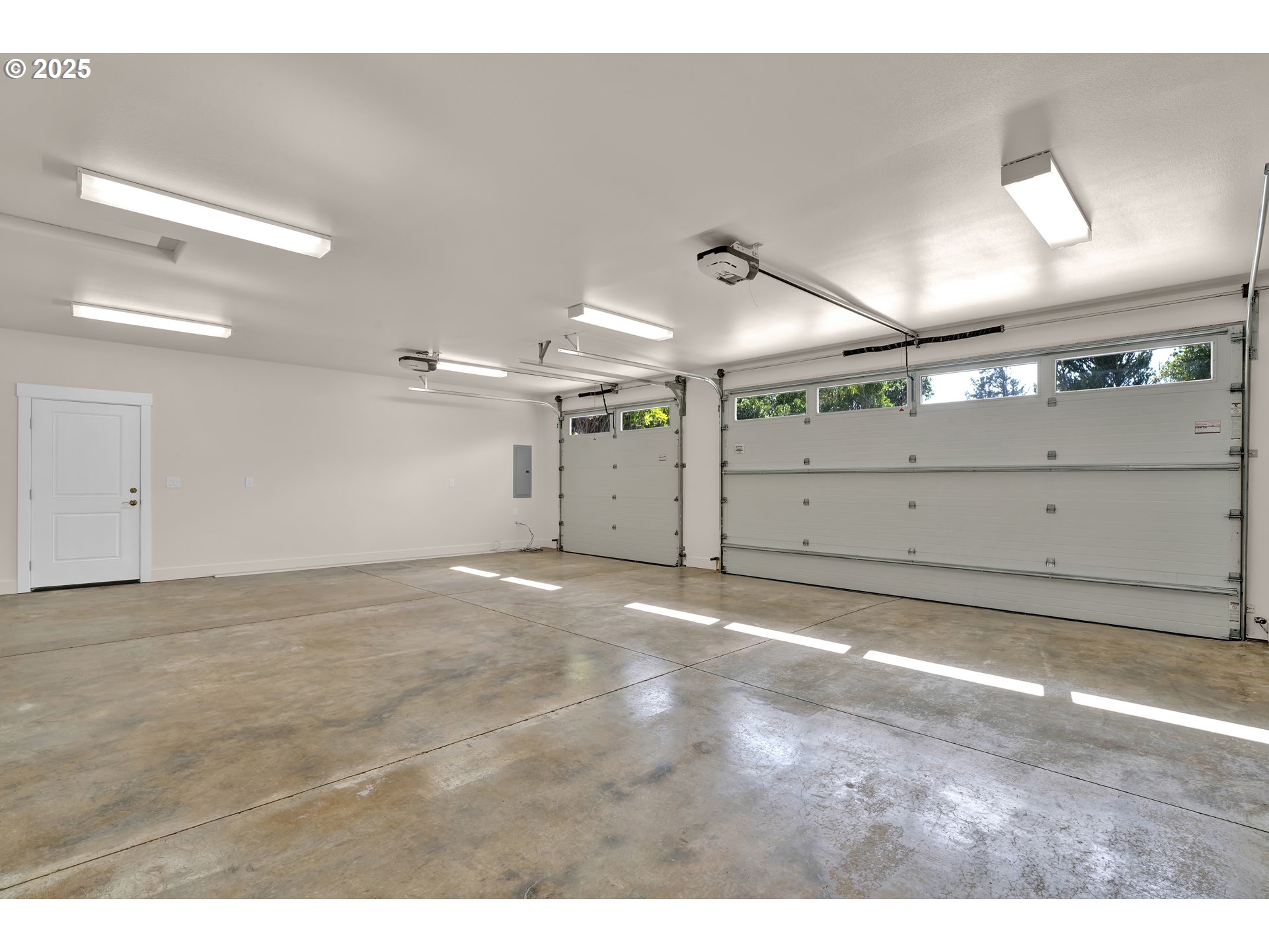 133 Shoreline Drive Florence, OR 97439 - Photo 20 of 32