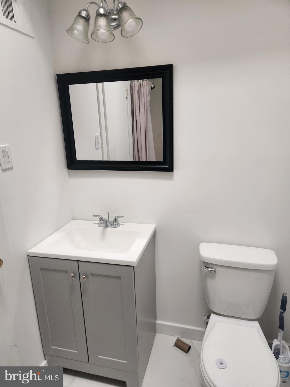 228 Erica Street, Unit 2 Philadelphia, PA 19116 - Photo 14 of 23