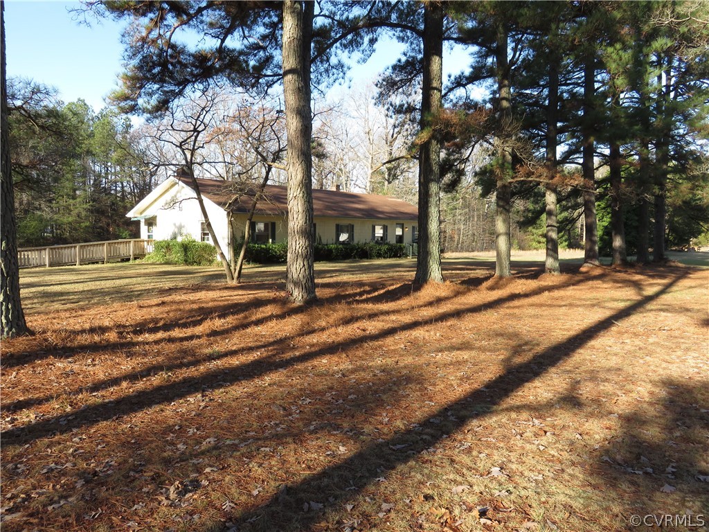 866 Grapevine Road Sandston, VA 23150 - Photo 2 of 41 Gallery Image 2