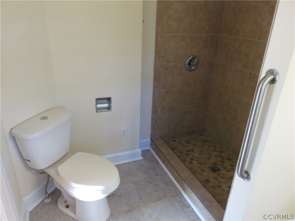866 Grapevine Road Sandston, VA 23150 - Photo 30 of 41 Gallery Image 30