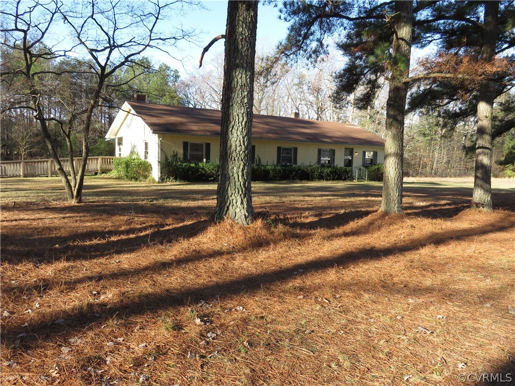 866 Grapevine Road Sandston, VA 23150 - Photo 3 of 41 Gallery Image 3