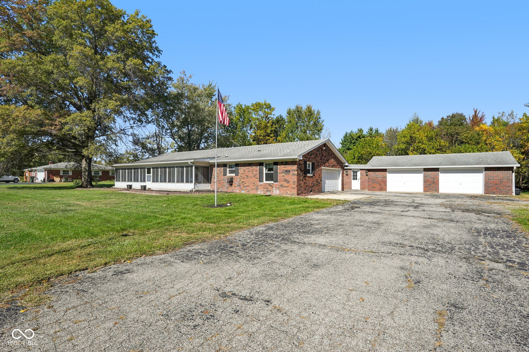 748 Weber Road Greenfield, IN 46140 - Photo 2 of 90 Gallery Image 2
