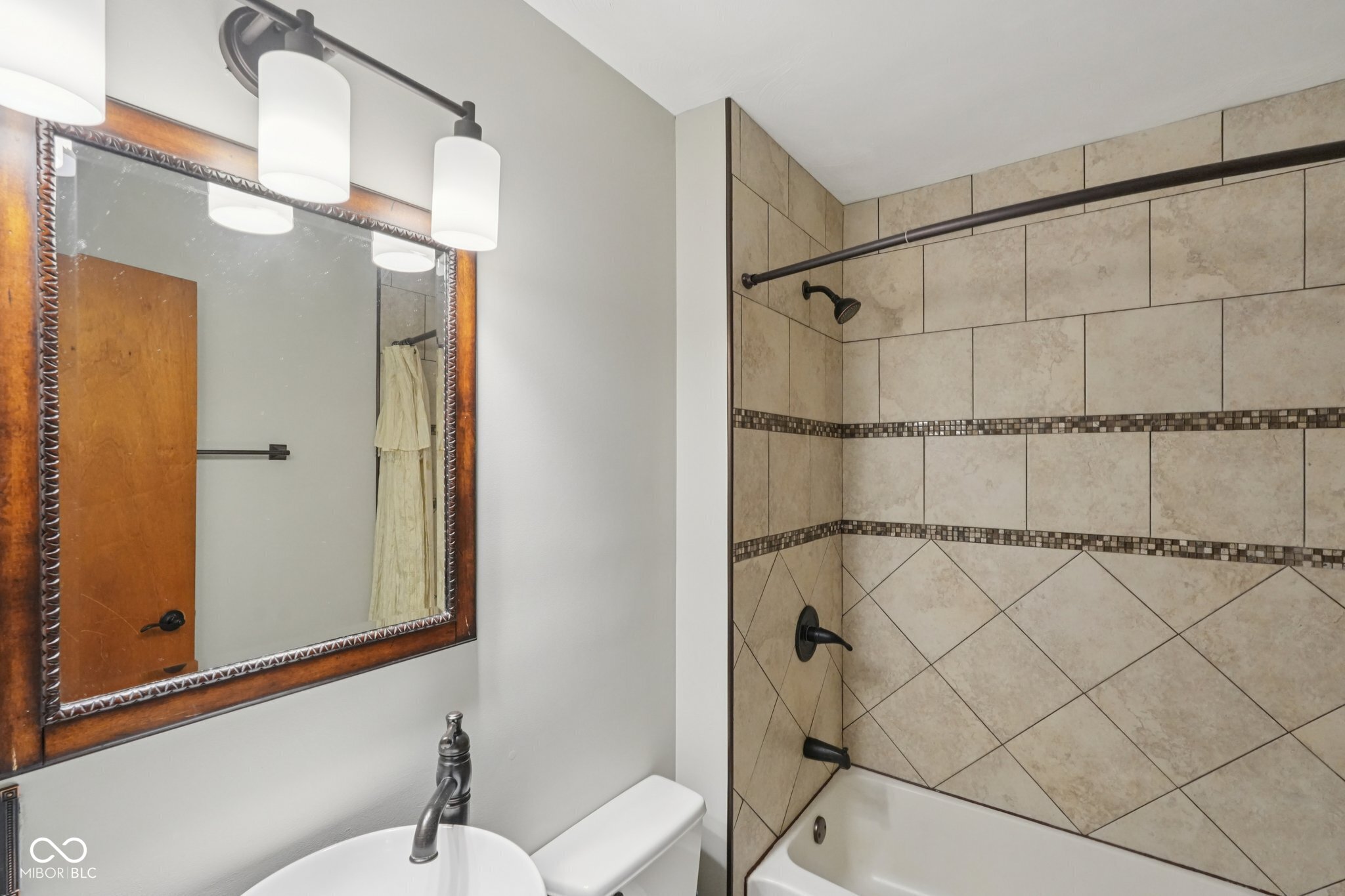 748 Weber Road Greenfield, IN 46140 - Photo 24 of 90 Gallery Image 24