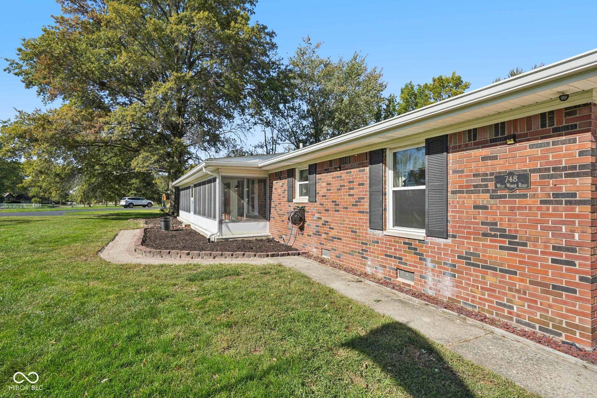 748 Weber Road Greenfield, IN 46140 - Photo 6 of 90 Gallery Image 6