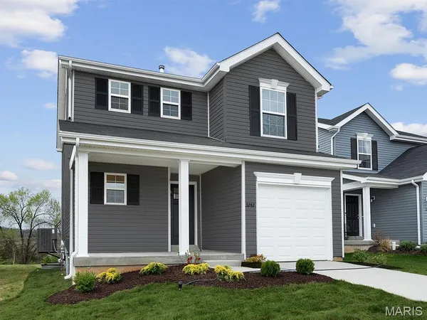 $295,900 | 1076 Black Bear Drive, House Springs, MO 63051