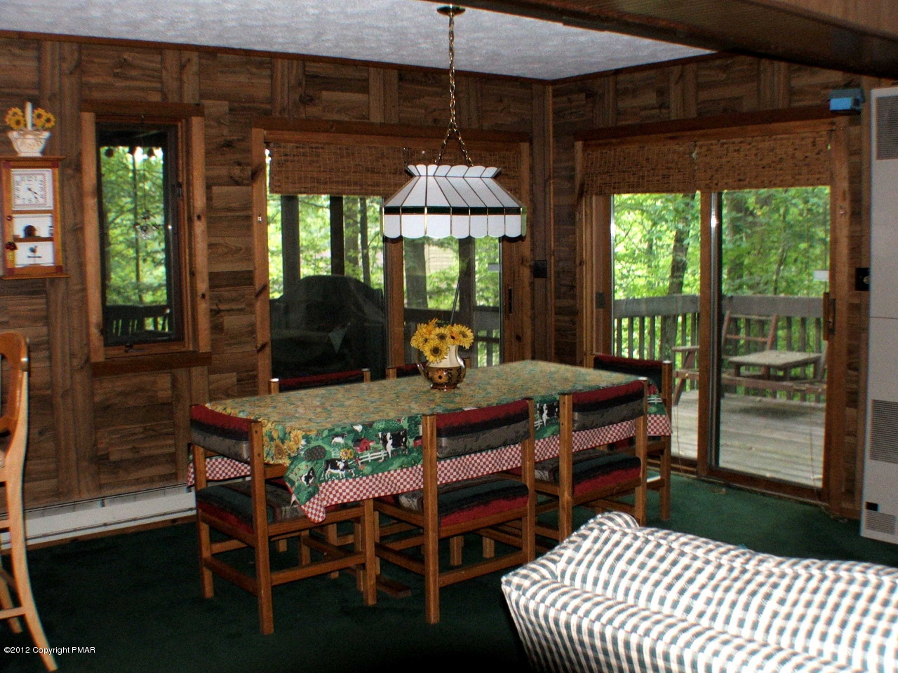 758 Canterbury Road Bushkill, PA 18324 - Photo 5 of 25 Dining Area