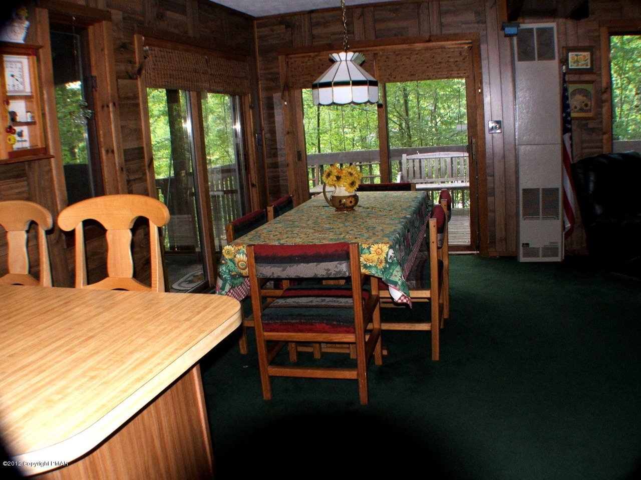 758 Canterbury Road Bushkill, PA 18324 - Photo 6 of 25 Dining Area