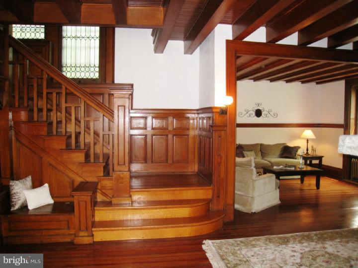 7 South Providence Road Wallingford, PA 19086 - Photo 5 of 25 Foyer