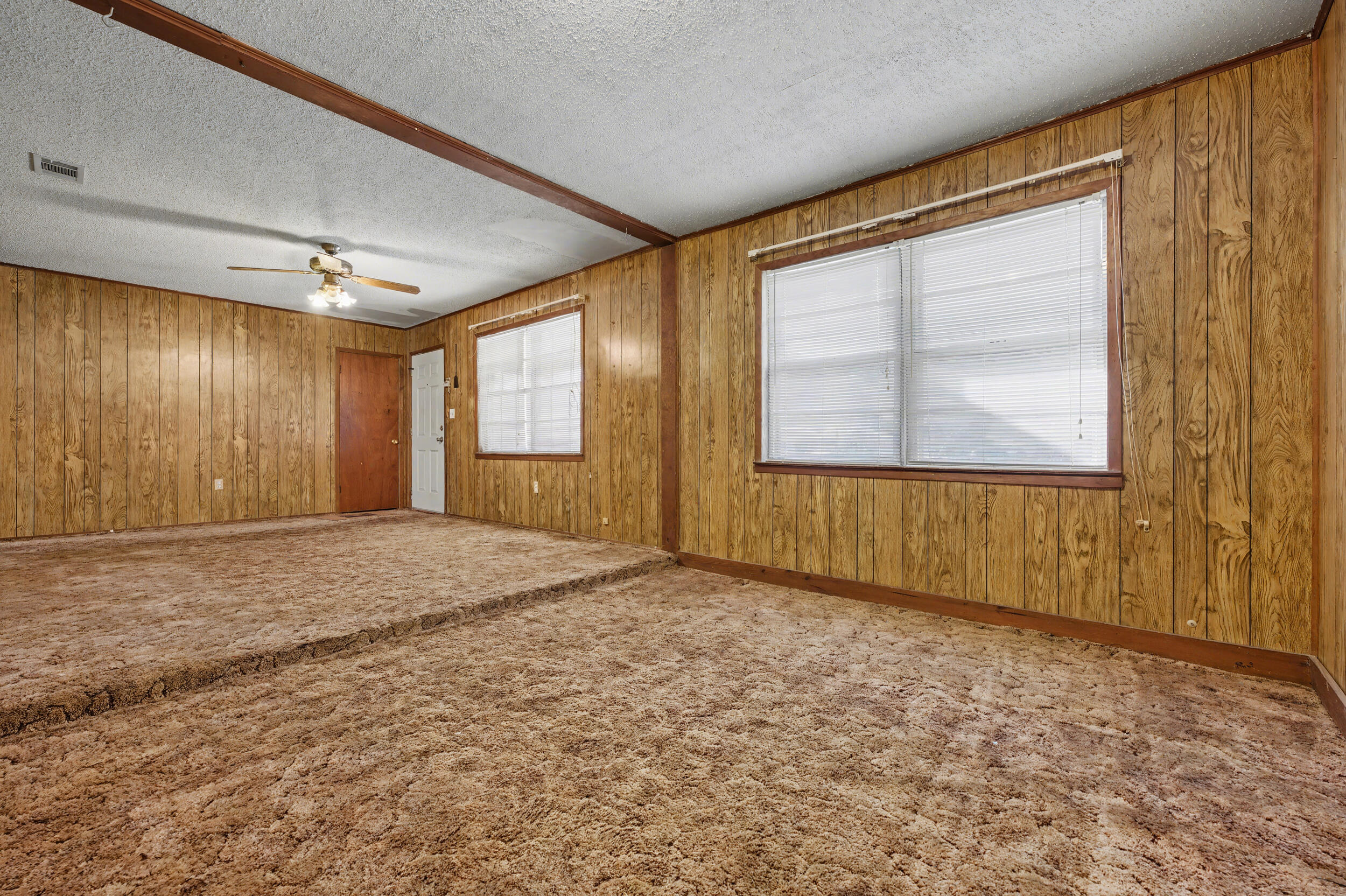 1208 Sunshine Drive Crestview, FL 32539 - Photo 13 of 38 a view of an empty room with a window