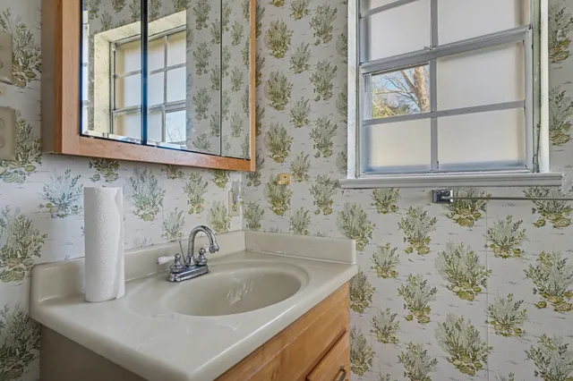 $219,900 | 1208 Sunshine Drive, Crestview, FL 32539