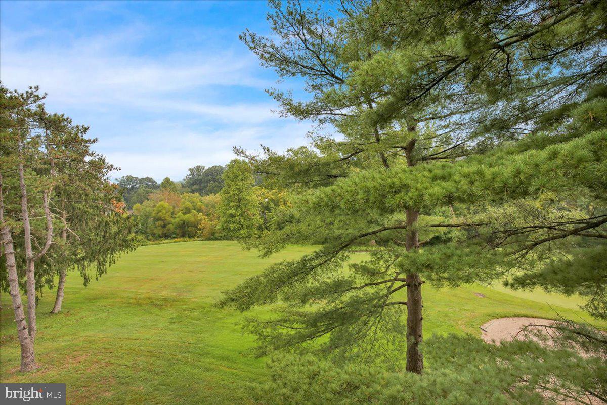 14 F Fairway Road Reading, PA 19607 - Photo 2 of 25 Gallery Image 2