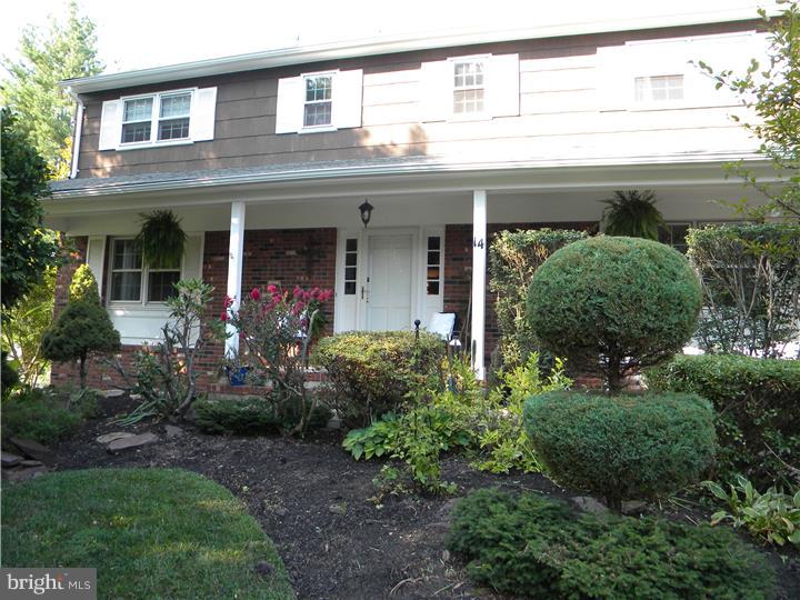 14 Randi Way Titusville, NJ 08560 - Photo 2 of 25 Exterior Front