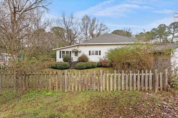 $160,000 | 127 Martin Luther King Junior Drive Southwest, Crawfordville, GA 30631