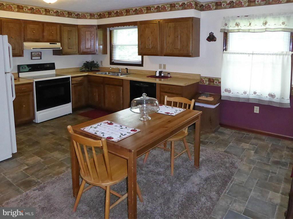 71 Sugar Maple Road Front Royal, VA 22630 - Photo 14 of 30 Kitchen