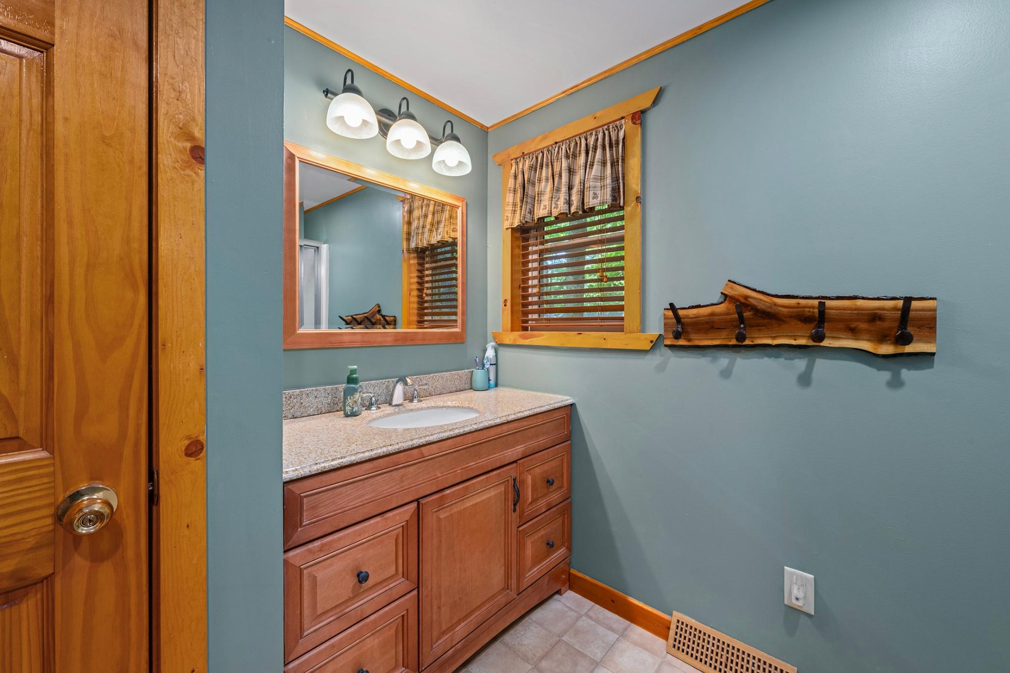 8234 Voss Road, Unit 5 Minocqua, WI 54548 - Photo 12 of 35 Gallery Image 12