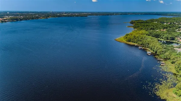 a close view of a balcony