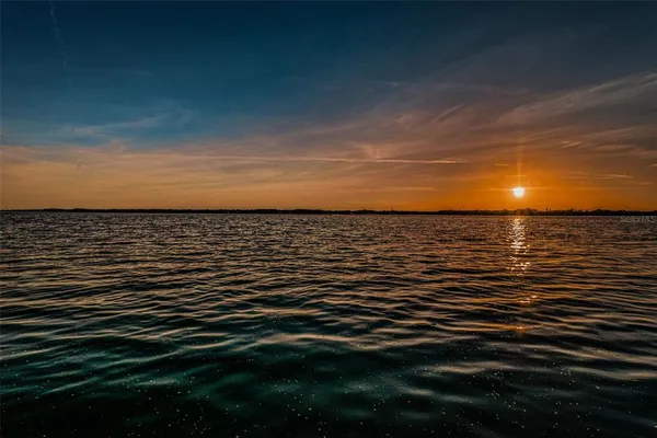 $598,000 | 4445 Lansbrook Parkway, Palm Harbor, FL 34685