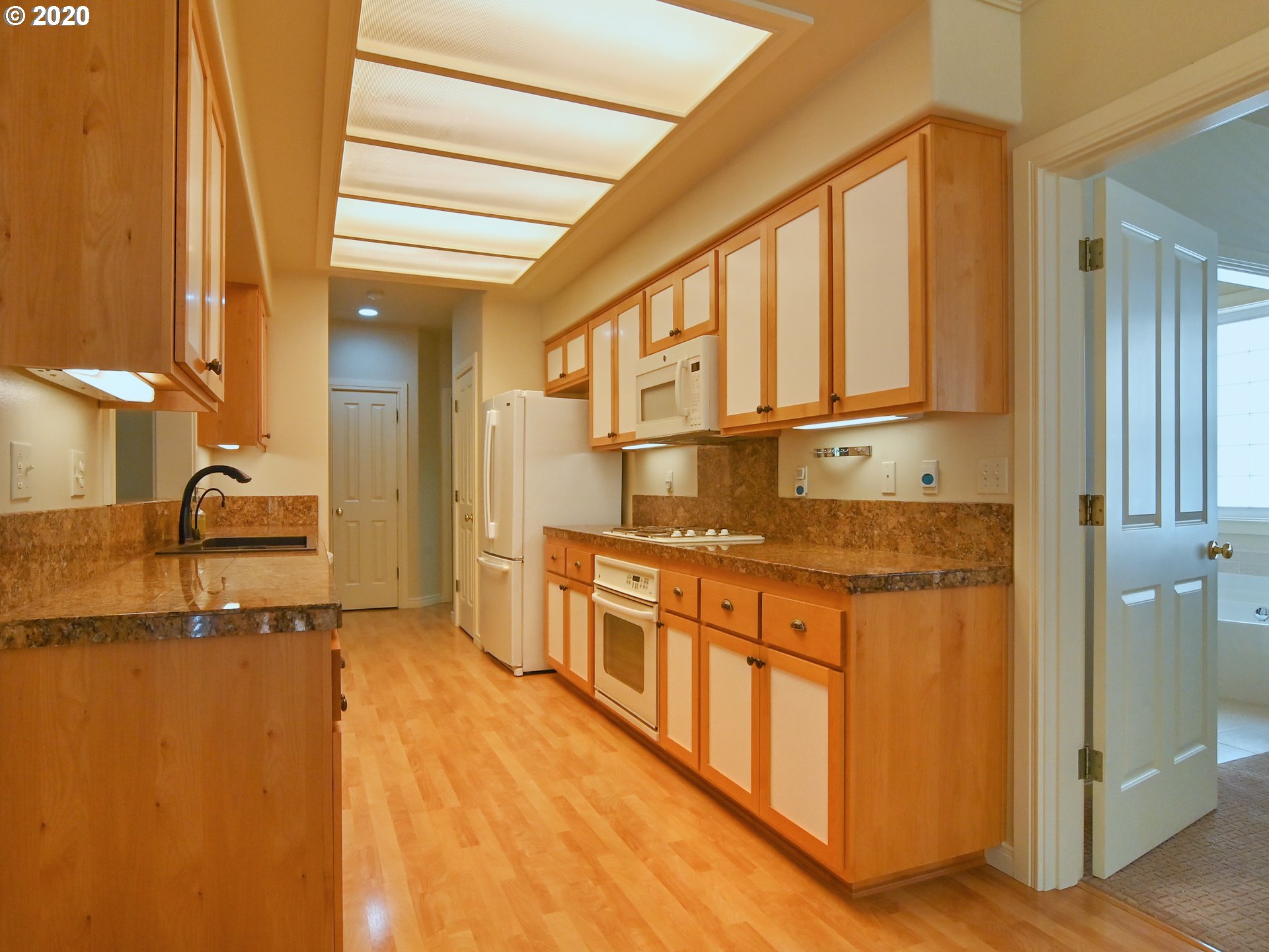 487 Covey Lane Eugene, OR 97401 - Photo 14 of 31