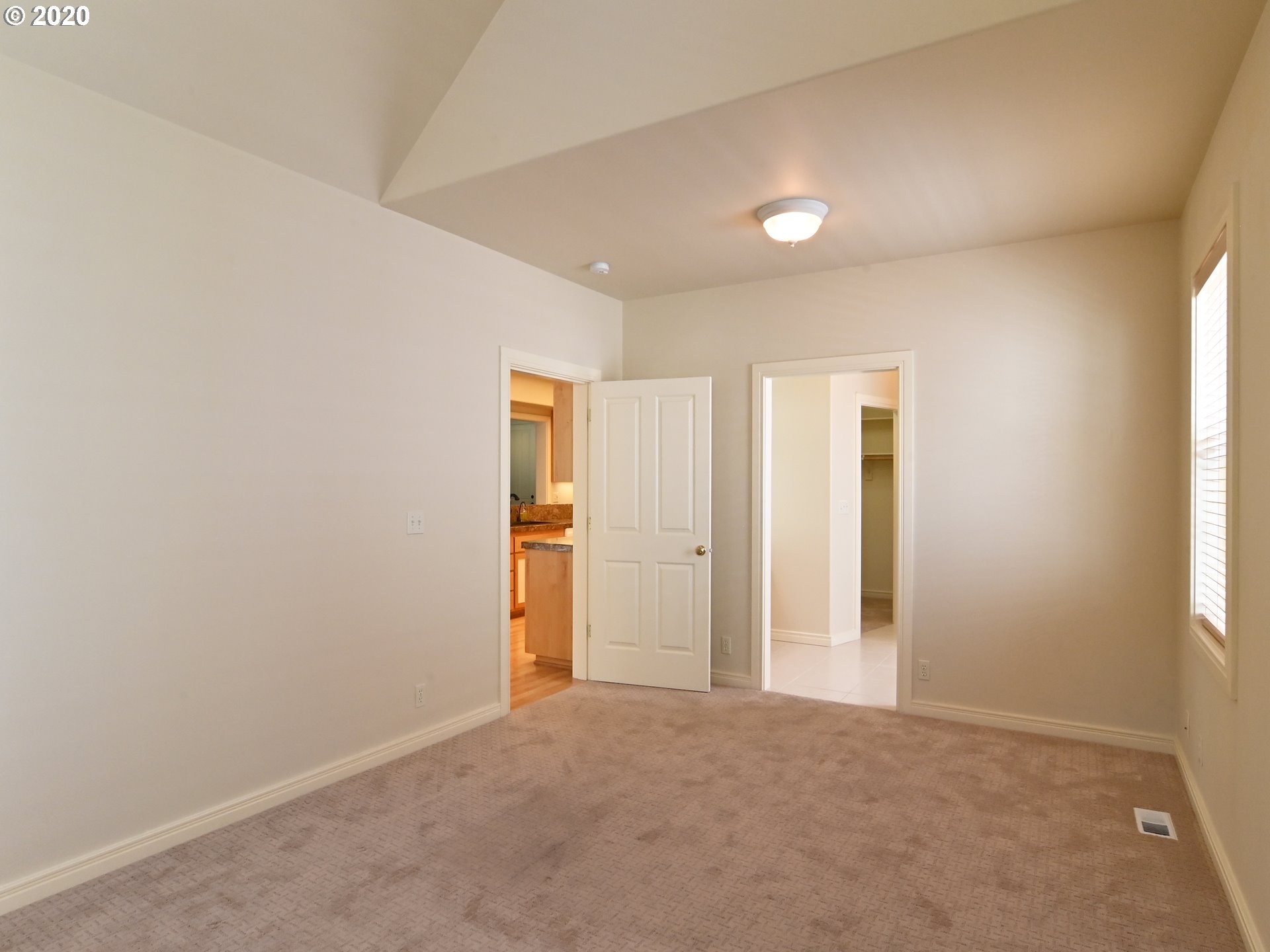 487 Covey Lane Eugene, OR 97401 - Photo 16 of 31