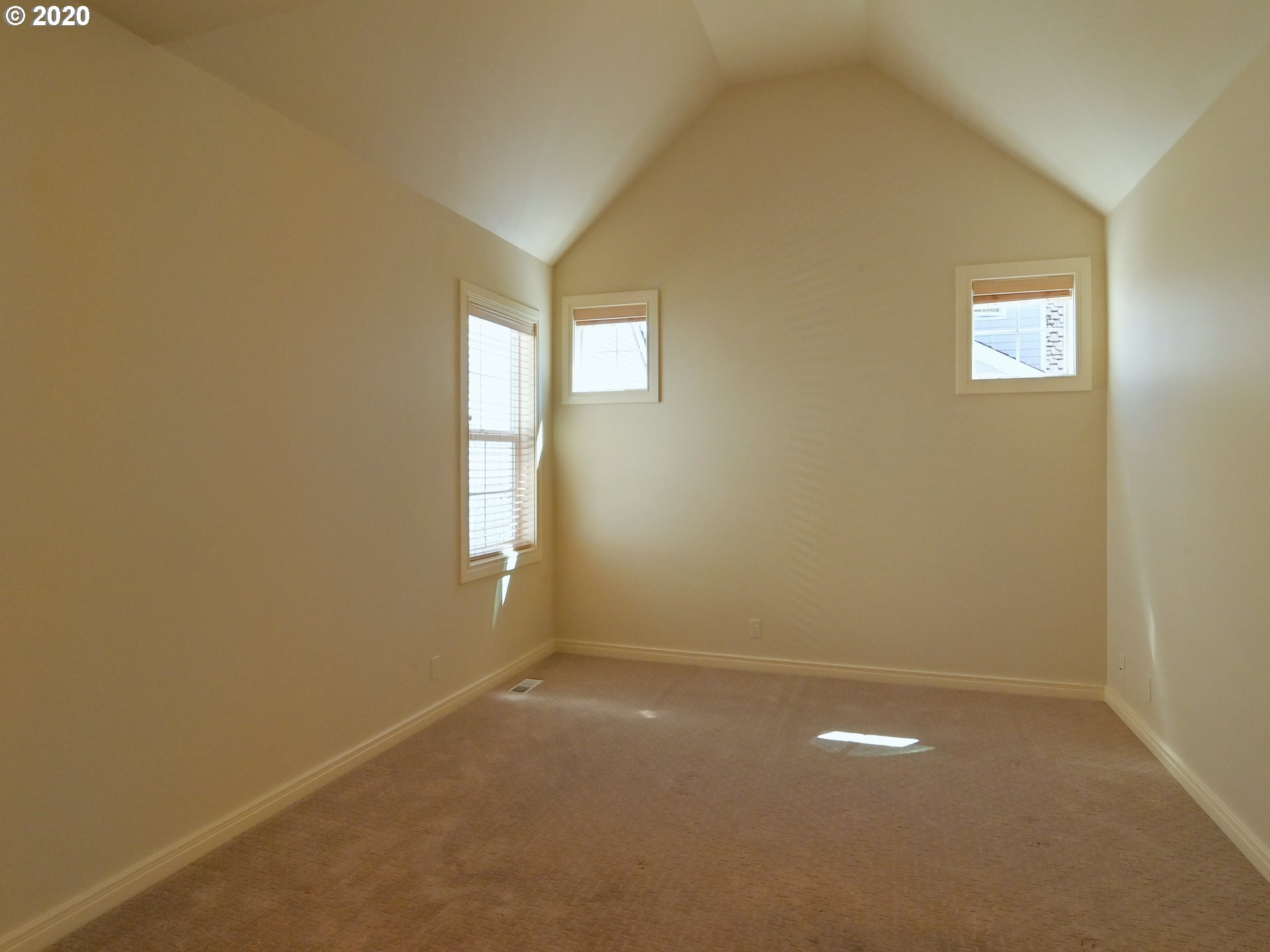 487 Covey Lane Eugene, OR 97401 - Photo 17 of 31