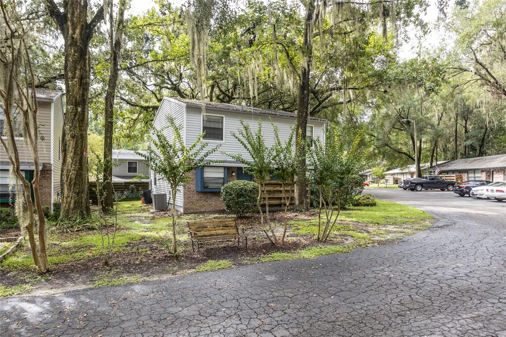 4651 Southwest 44 Lane Gainesville, FL 32608 - Photo 2 of 27