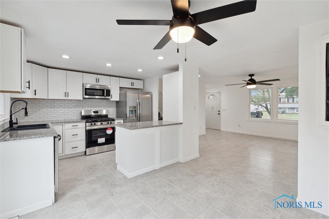 5829 Viramar Road Toledo, OH 43611 - Photo 5 of 21 Gallery Image 5