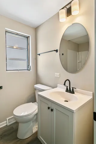 $439,700 | 9204 South Kedvale Avenue, Oak Lawn, IL 60453