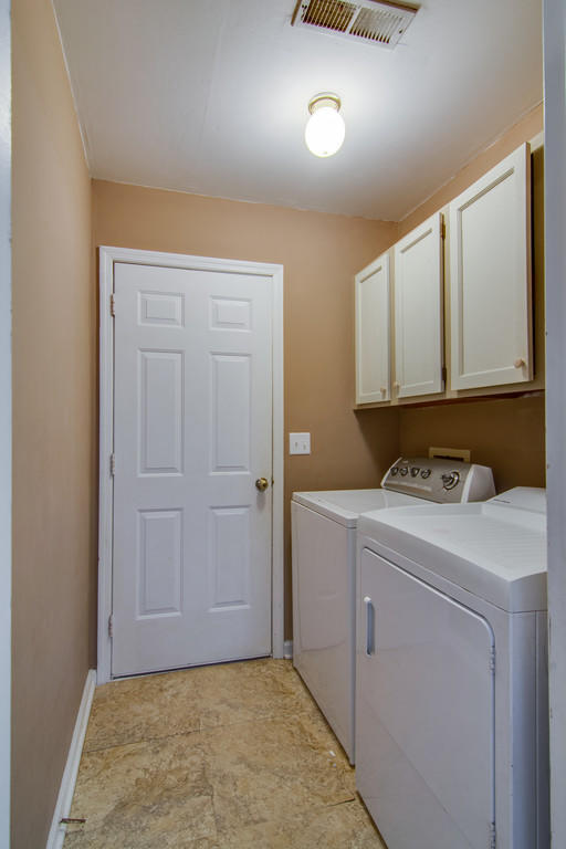 120 Towne Square Road Summerville, SC 29485 - Photo 11 of 31 cs1706201-1014