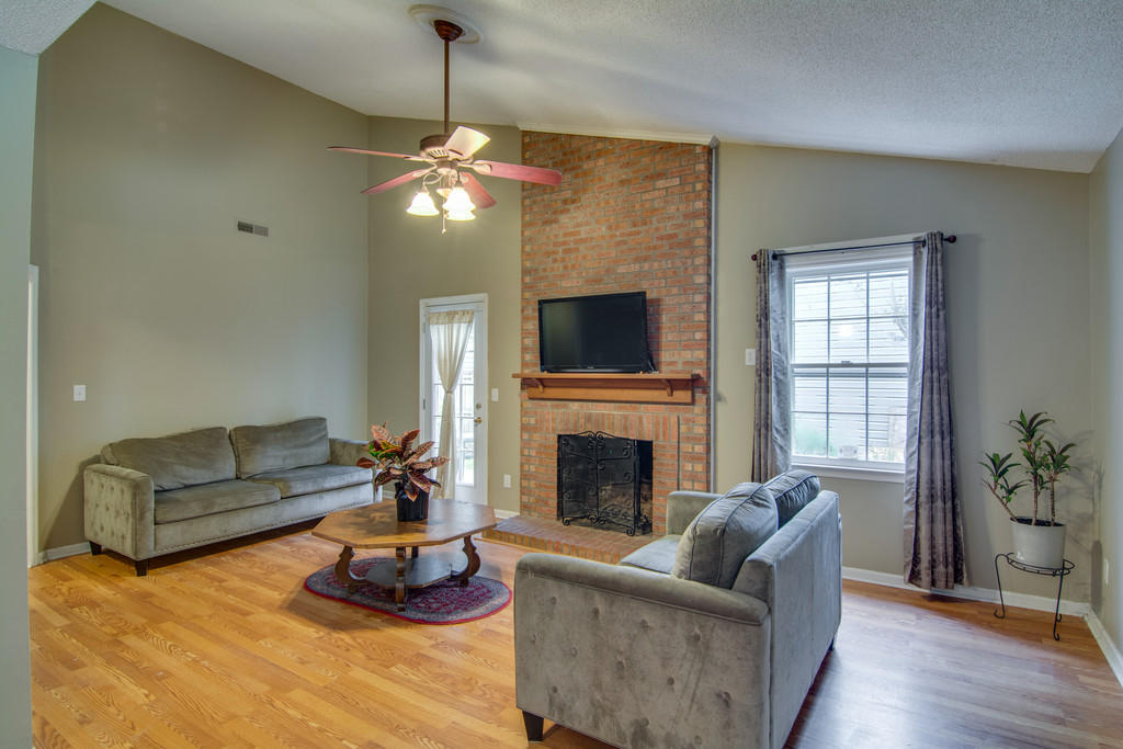 120 Towne Square Road Summerville, SC 29485 - Photo 3 of 31 cs1706201-1006