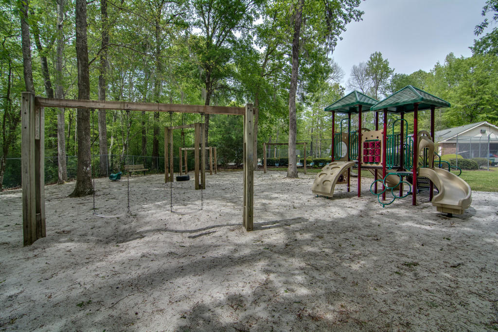 120 Towne Square Road Summerville, SC 29485 - Photo 26 of 31 cs1706201-1029