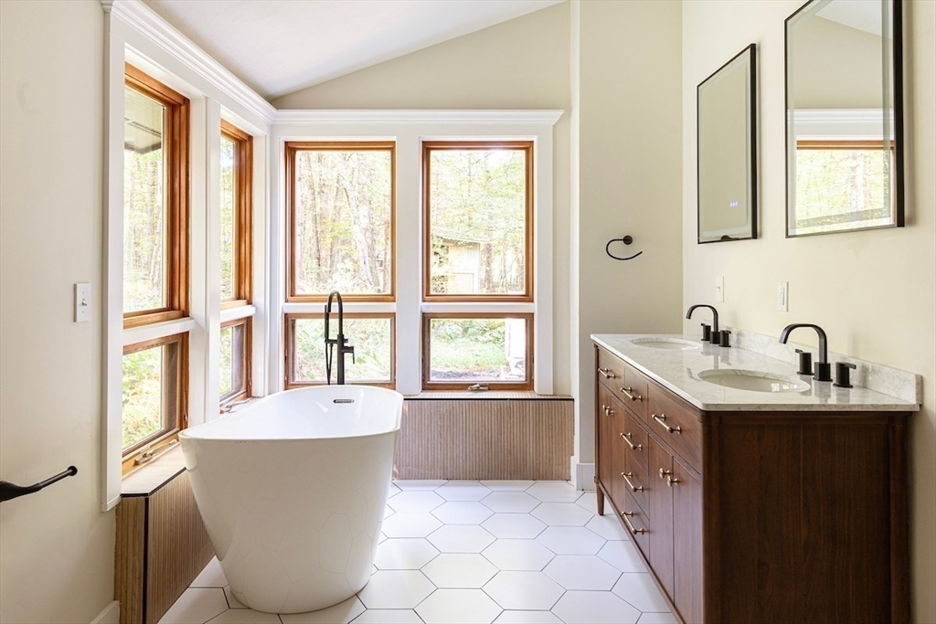 97 Old Mill Road Harvard, MA 01451 - Photo 20 of 29