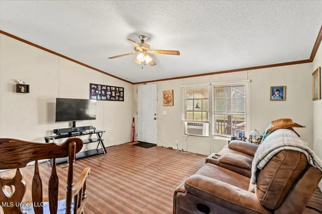 $94,500 | 158 Emmanuel Drive, Lucedale, MS 39452