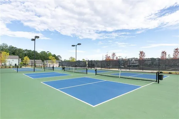 a view of a tennis court