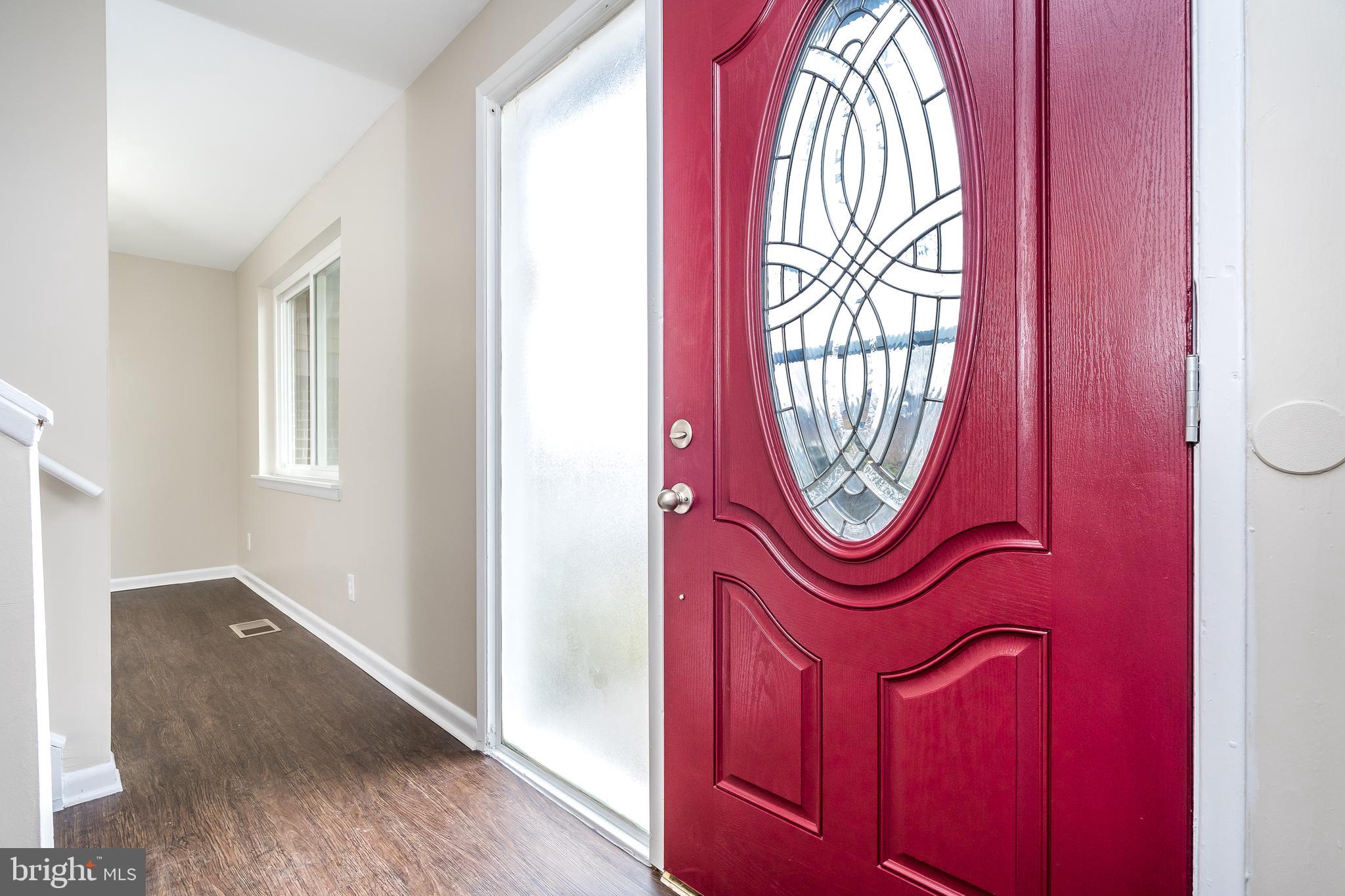 575 Summit Hall Road Gaithersburg, MD 20877 - Photo 2 of 44