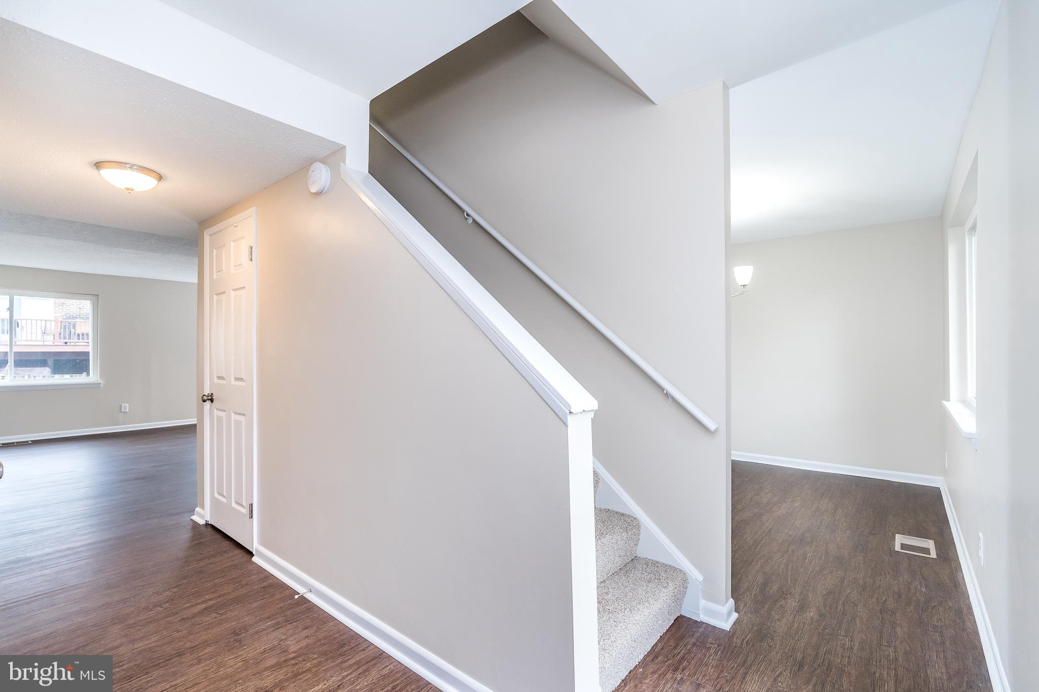 575 Summit Hall Road Gaithersburg, MD 20877 - Photo 3 of 44