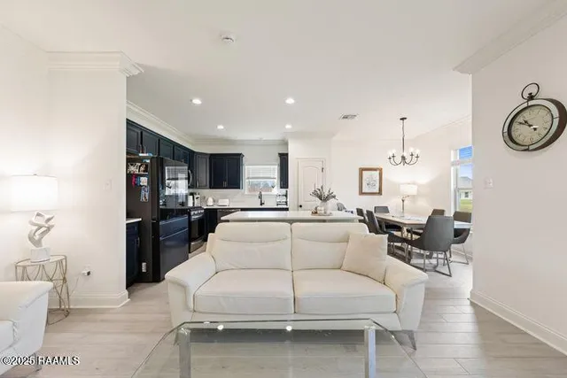 $2,300 | 119 Interpreter Street, Youngsville, LA 70592