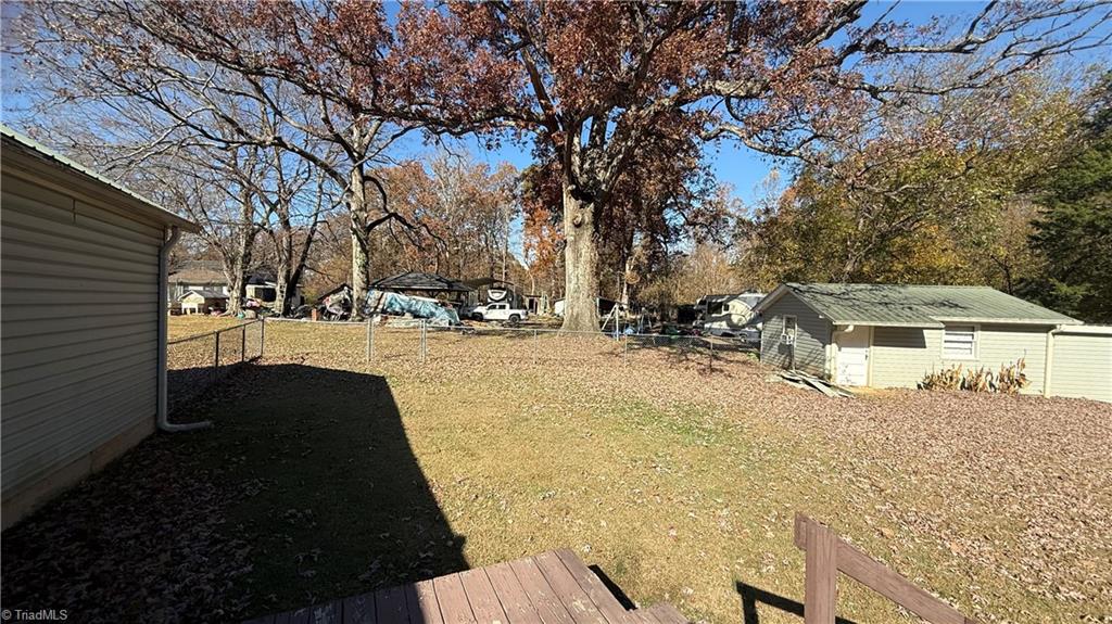 1338 Unity Street Thomasville, NC 27360 - Photo 28 of 50