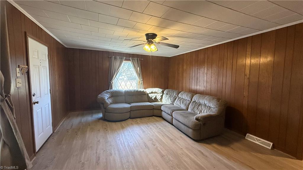 1338 Unity Street Thomasville, NC 27360 - Photo 3 of 50