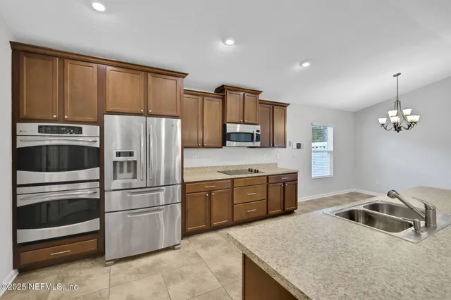 $575,000 | 660 Grampian Highlands Drive, St. Johns, FL 32259