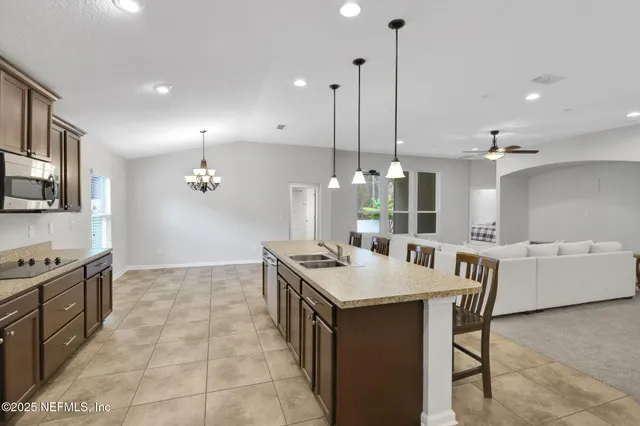 $575,000 | 660 Grampian Highlands Drive, St. Johns, FL 32259