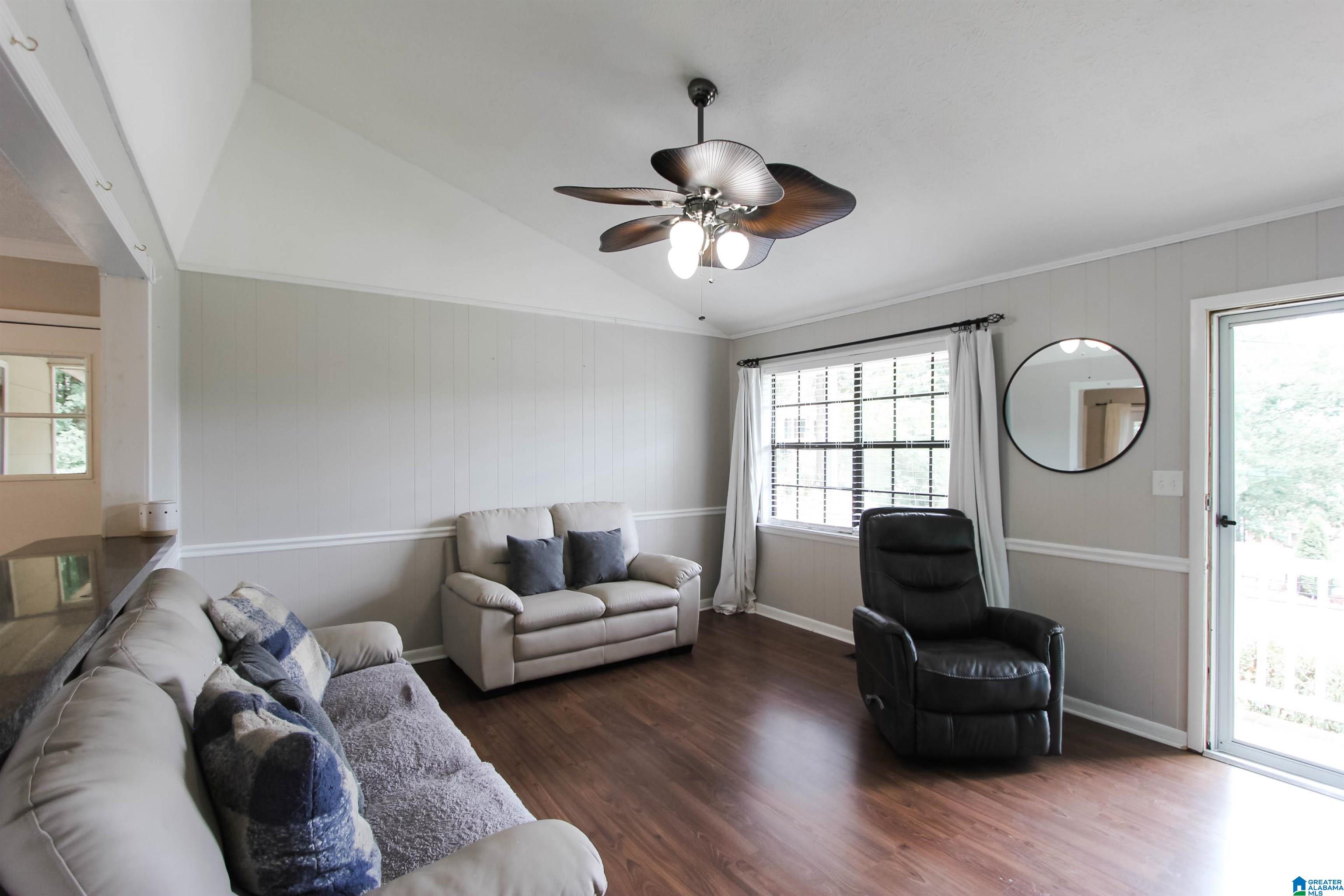 6209 May Street Anniston, AL 36206 - Photo 3 of 48