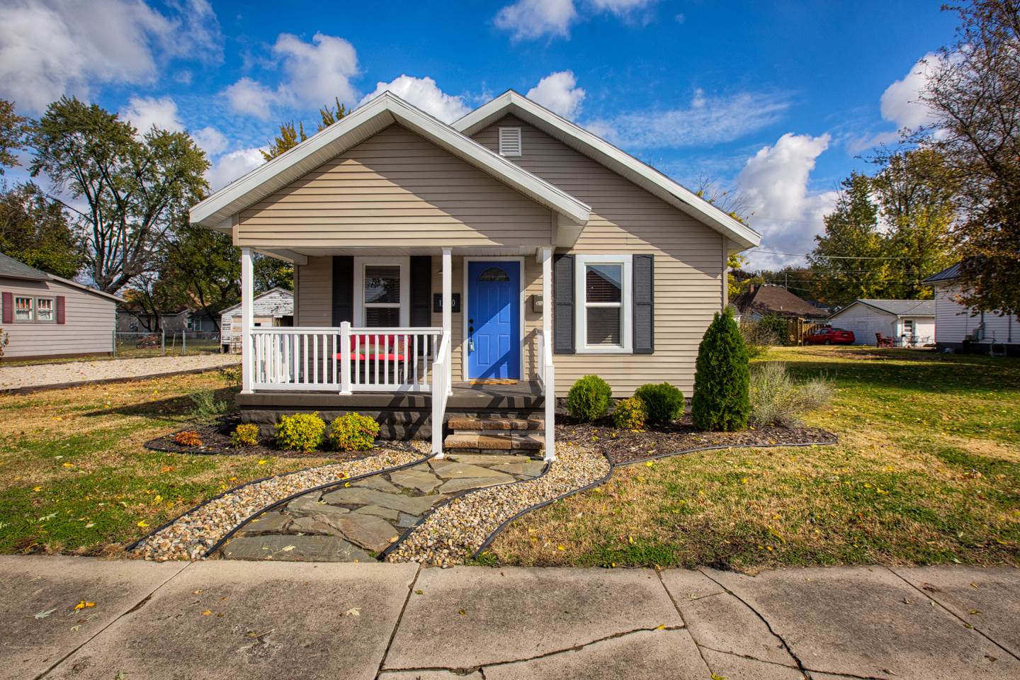 1220 Ridgeway Avenue Vincennes, IN 47591 - Photo 1 of 18 Gallery Image 1